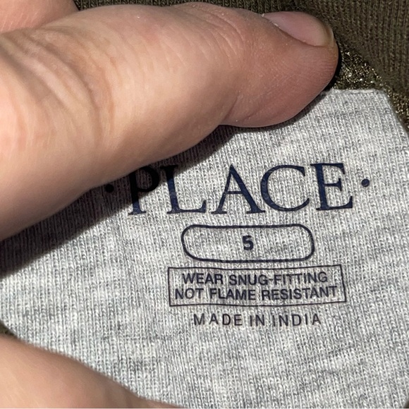 Place pj set - Picture 5 of 9